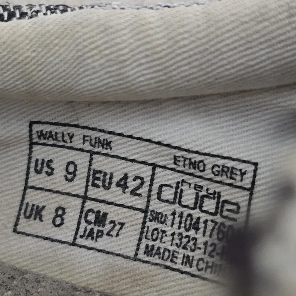 Hey Dude Men's Wally Funk Etno Slip-on shoes size 9